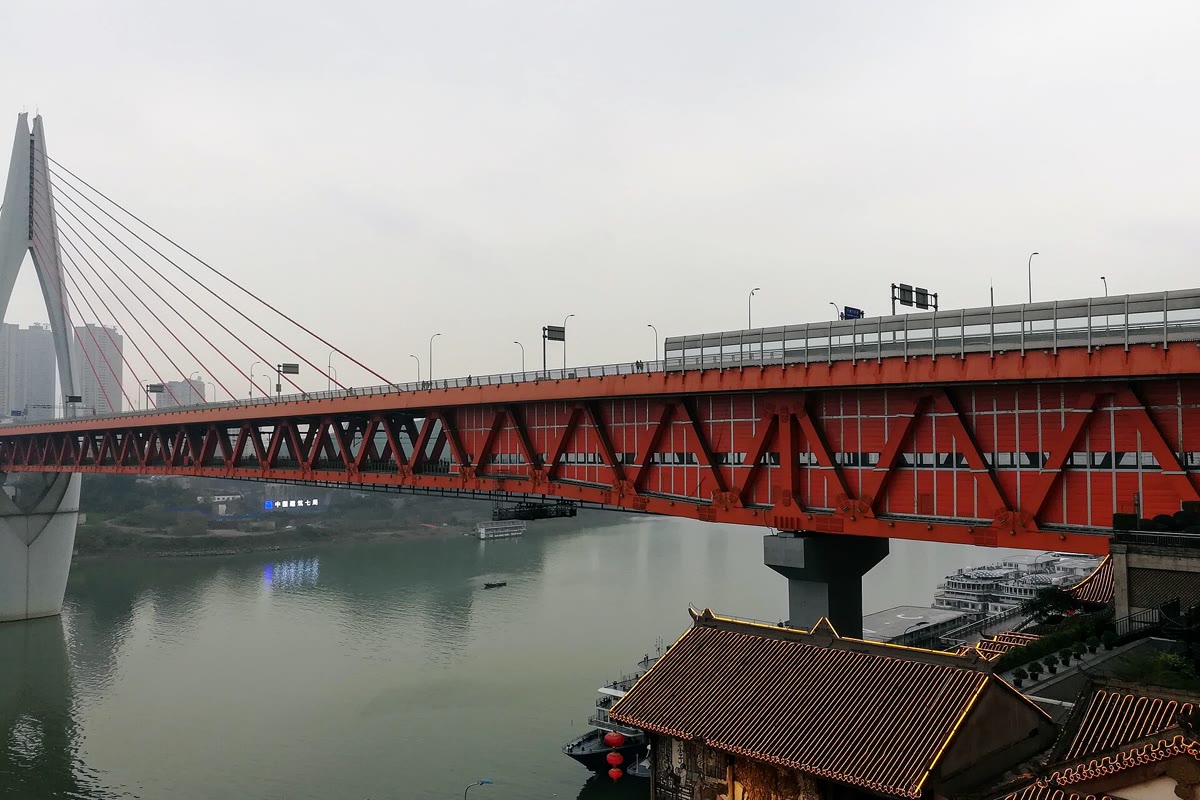 Taking elderly companions on the night cruise: energy, stairs and safety - Crociera notturna sui due fiumi di Chongqing